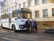 Atle kommer med bussen fra Haakonsvern 