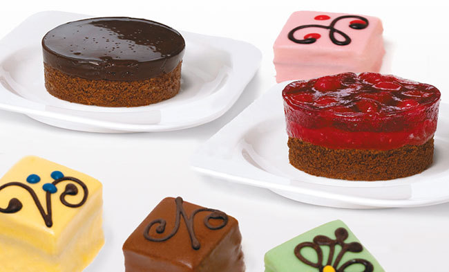 Petitfours-Cakes-650