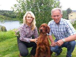 US Tixi Hege og Elnar