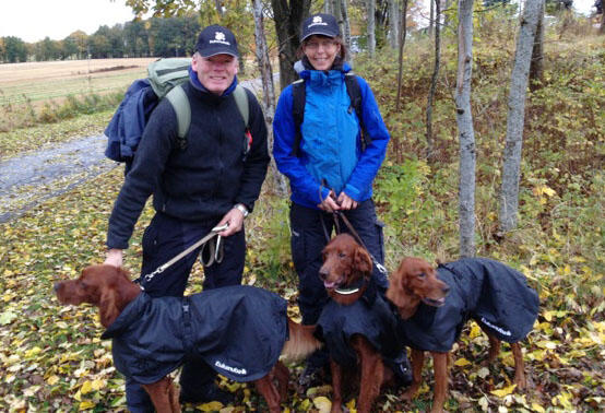 Asgeir Bjerke med Bjerkaasen’s BK- Triac og Linda Bekkevold med Skrimfjellet’s Odin og Skrimfjelelt’s Gaja.
