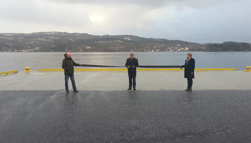 Opning av kaien på heningen