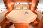 HER ER den nye modellen av C-Tourer Sport, modell 144 med queensbed som kan dras inn slik at man får bedre bevegelsesfrihet. HER ER den nye modellen av C-Tourer Sport, modell 144 med queensbed som kan dras inn slik at man får bedre bevegelsesfrihet.