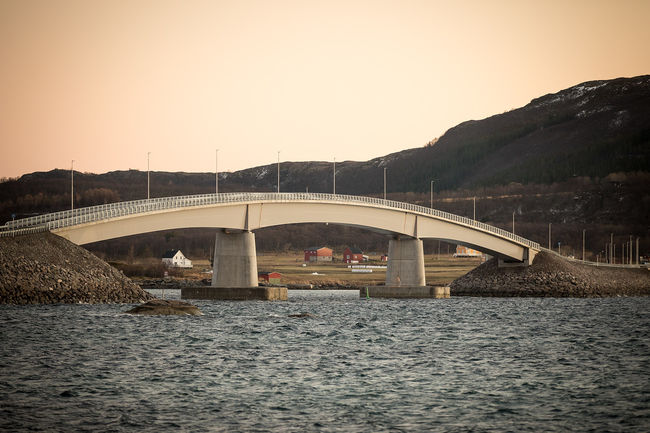 Øyriket i Harstad. Her er brua over til Sandsøy. Foto: Øivind Arvola