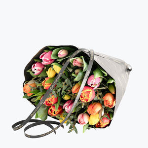 190102_blomster_tulipanbukett