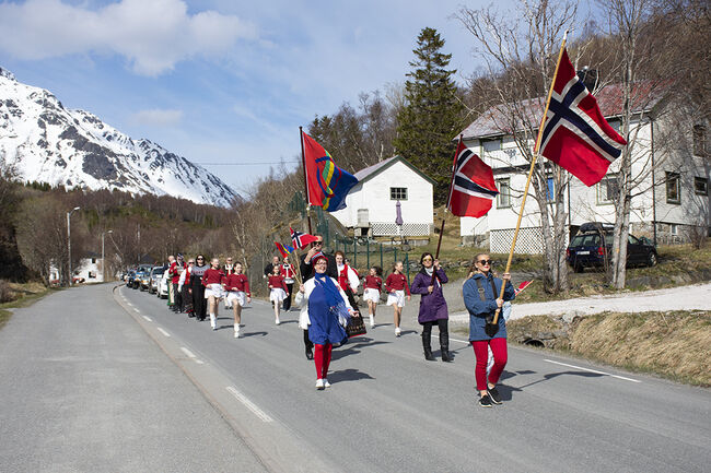 17. maitog på Skutvik