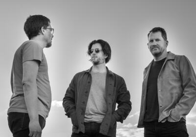 Bandet Light After Dark består av brødrene David, Richard og Anthony Smith. FOTO: JEPPE ANDERSEN