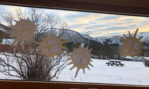 Vi har laget den samiske solen -biejvve og hørt fortelling om solen