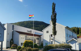 Prideflagg rådhuset