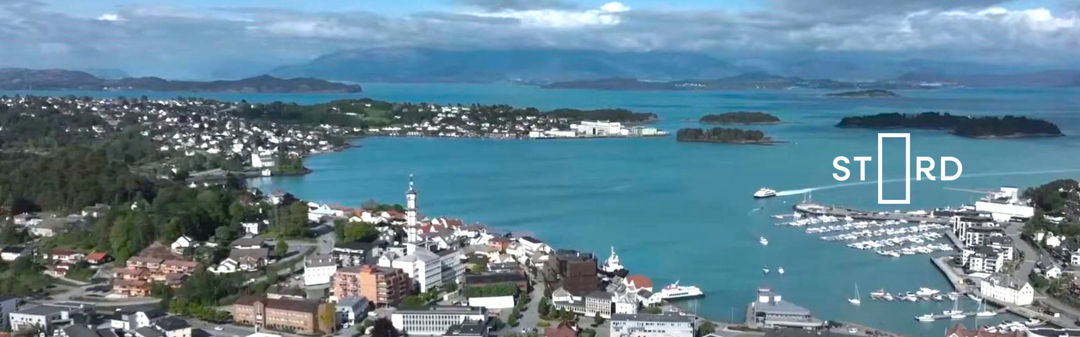 leirvik hamn med stordlogo på