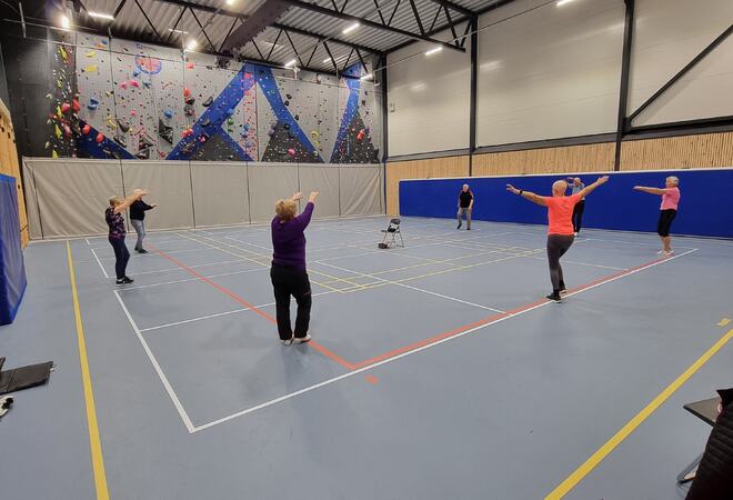 Trim i gymsal på Sandstrand