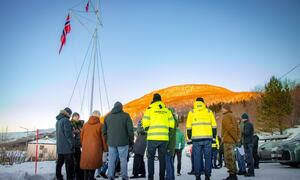 Samling før første spadetak