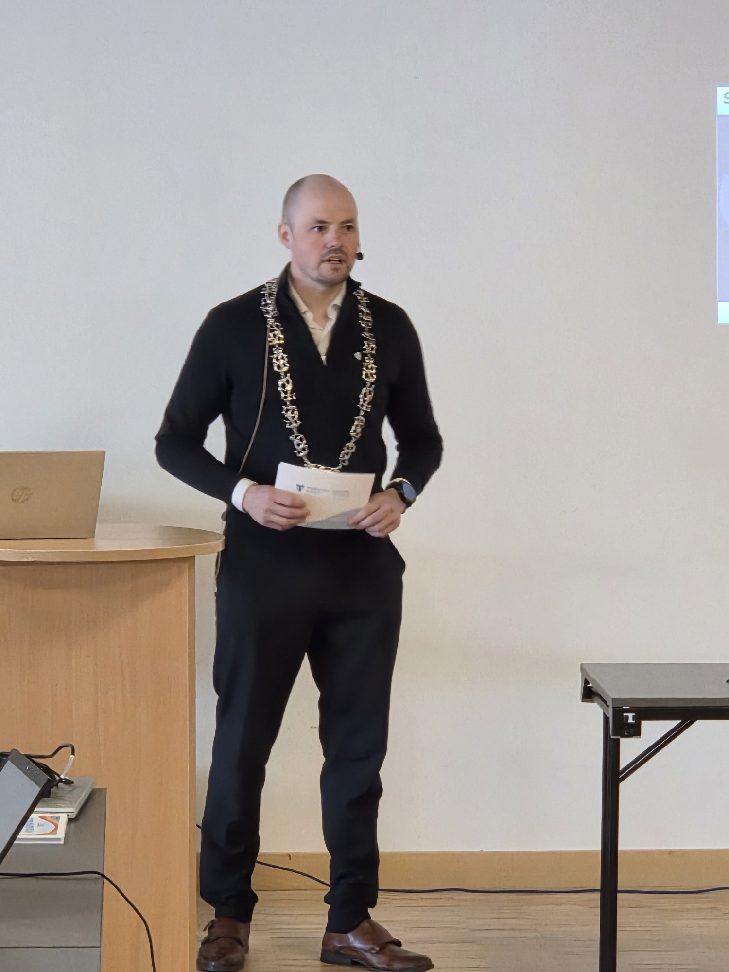 Ordfører med kjede